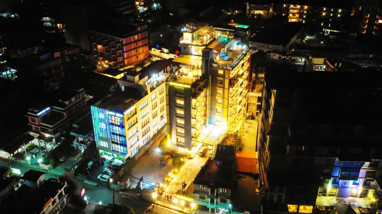 Hotel Shaara ポカラ エクステリア 写真