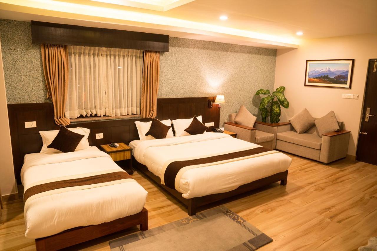 Hotel Shaara ポカラ エクステリア 写真