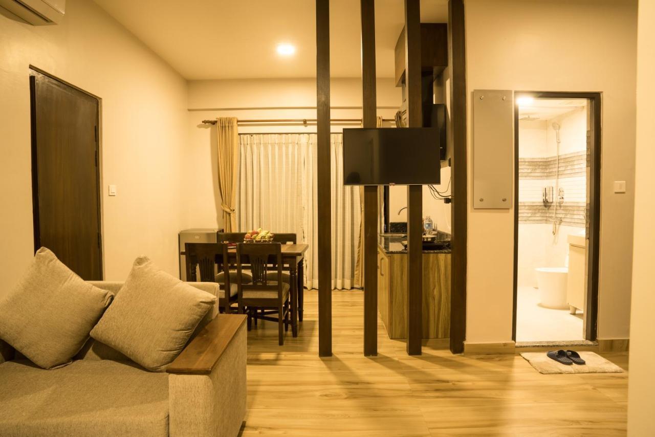 Hotel Shaara ポカラ エクステリア 写真