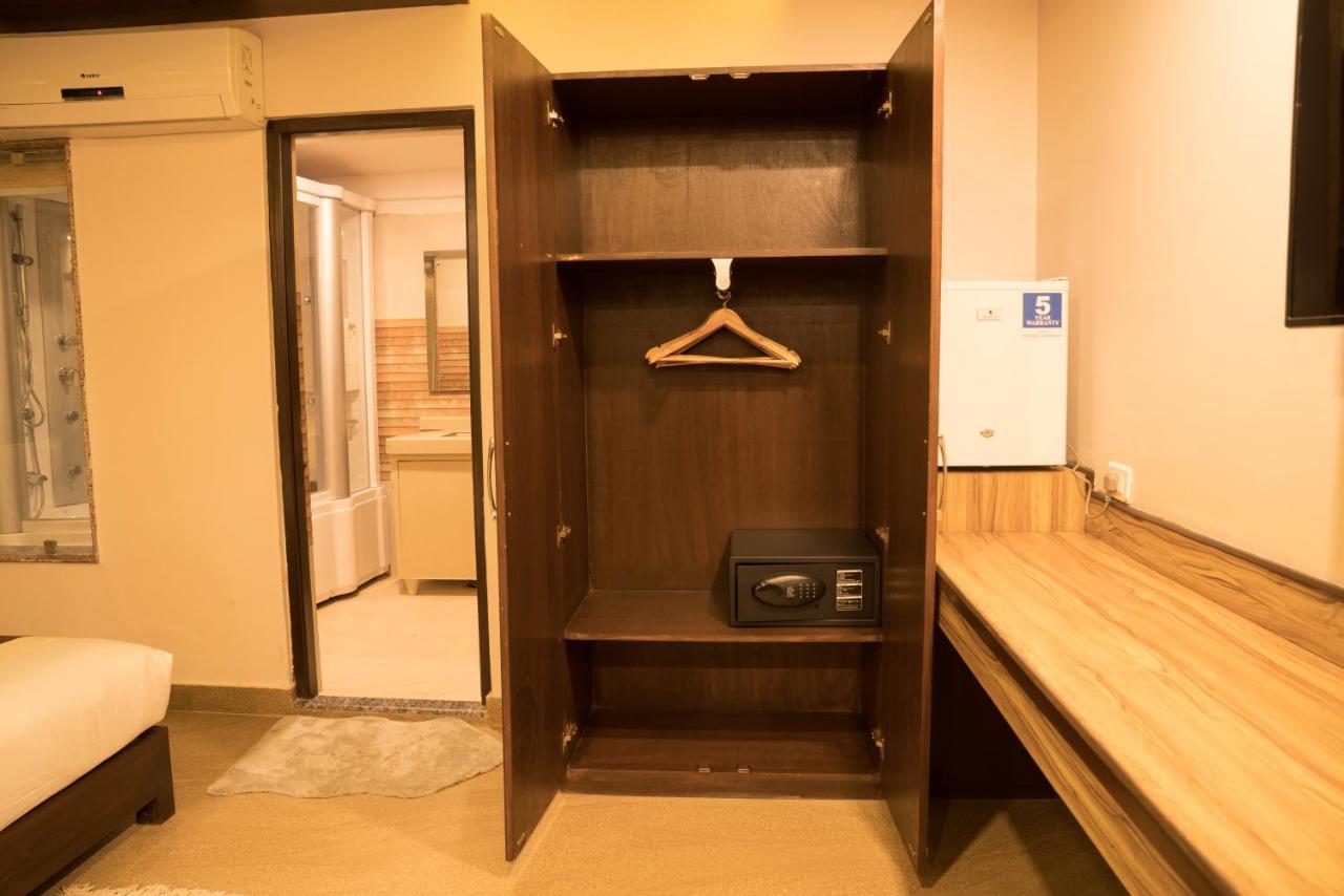 Hotel Shaara ポカラ エクステリア 写真